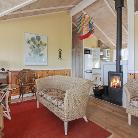 Kasperi - 250m From The Sea By Interhome *