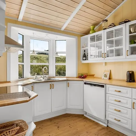 Kasperi - 250m From The Sea By Interhome Løkken