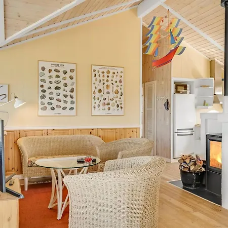 Kasperi - 250m From The Sea By Interhome *
