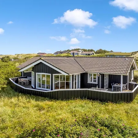Feriehus Kasperi - 250m From The Sea By Interhome